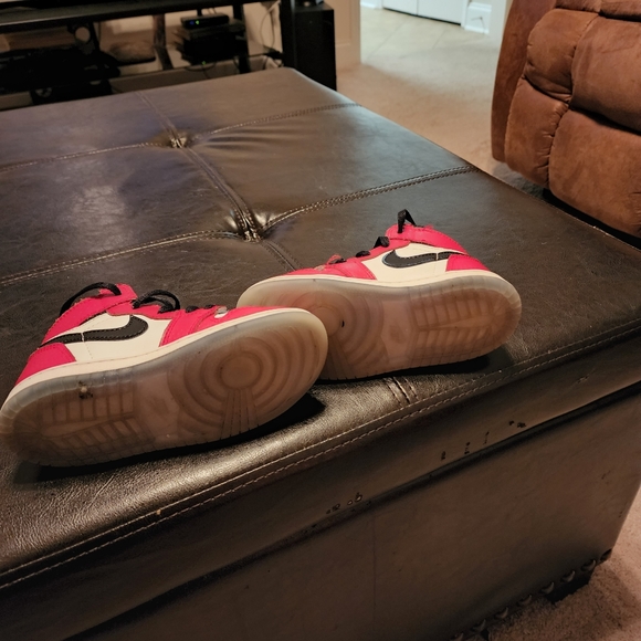 Jordan 1 into the spiderverse sz 10c - Picture 3 of 3